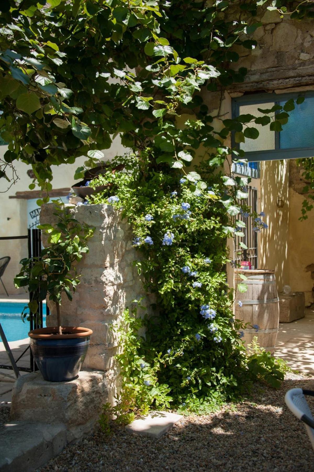 Maison Pelissier Bed And Breakfast With Sweeming Pool Cuxac-dʼAude Eksteriør billede